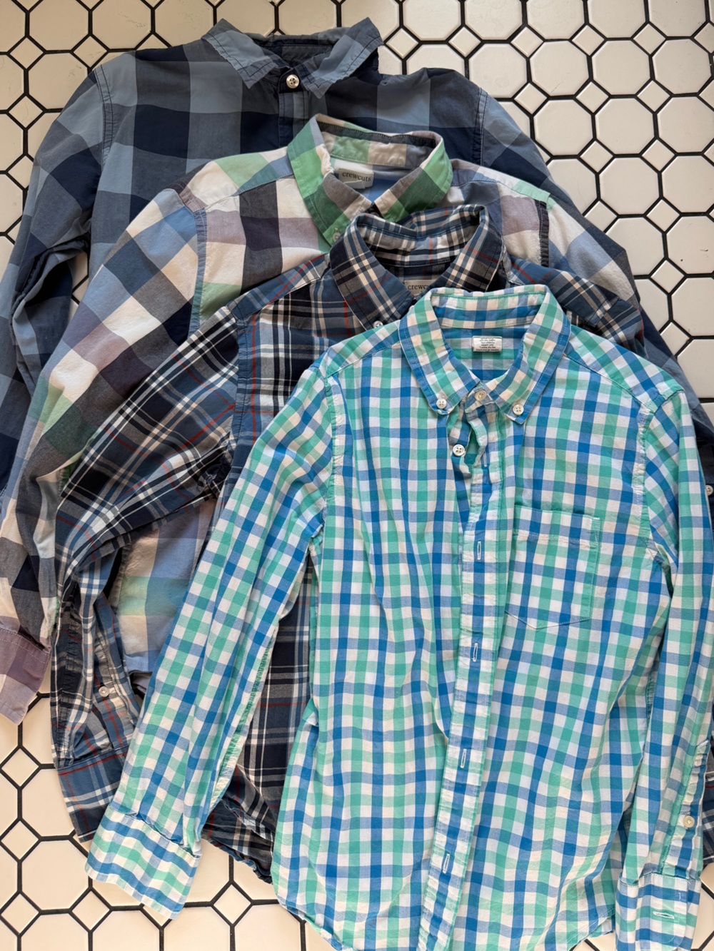 EUC Boys Size 10 • Plaid Button down bundle